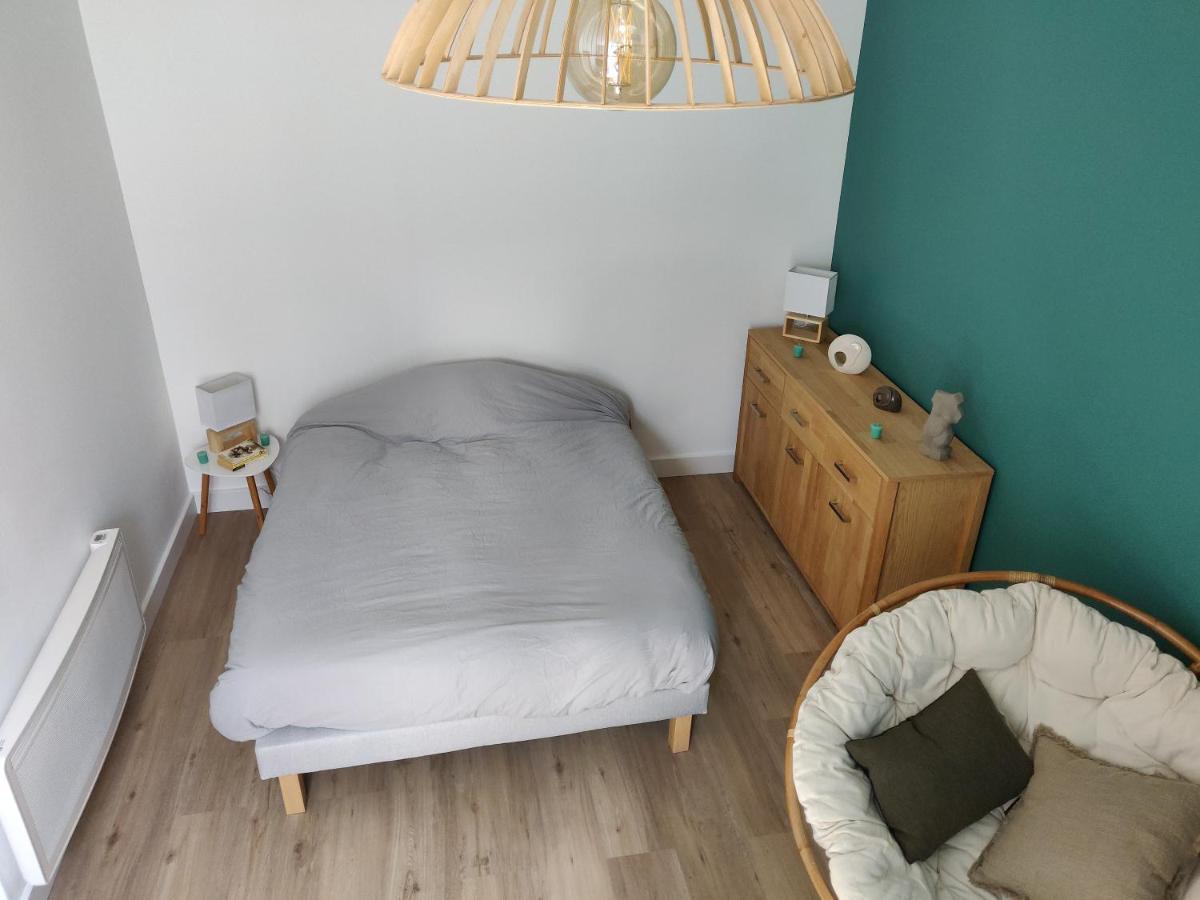 Scandinave - Proche Gare & Centre-Ville - Stationnement - Cour Interieure Table & Chaises Saint-Brieuc Luaran gambar